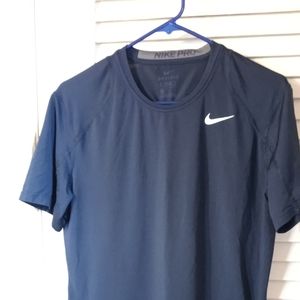 Nike Pro Dri-fit size M men's shrt sleeve athletic